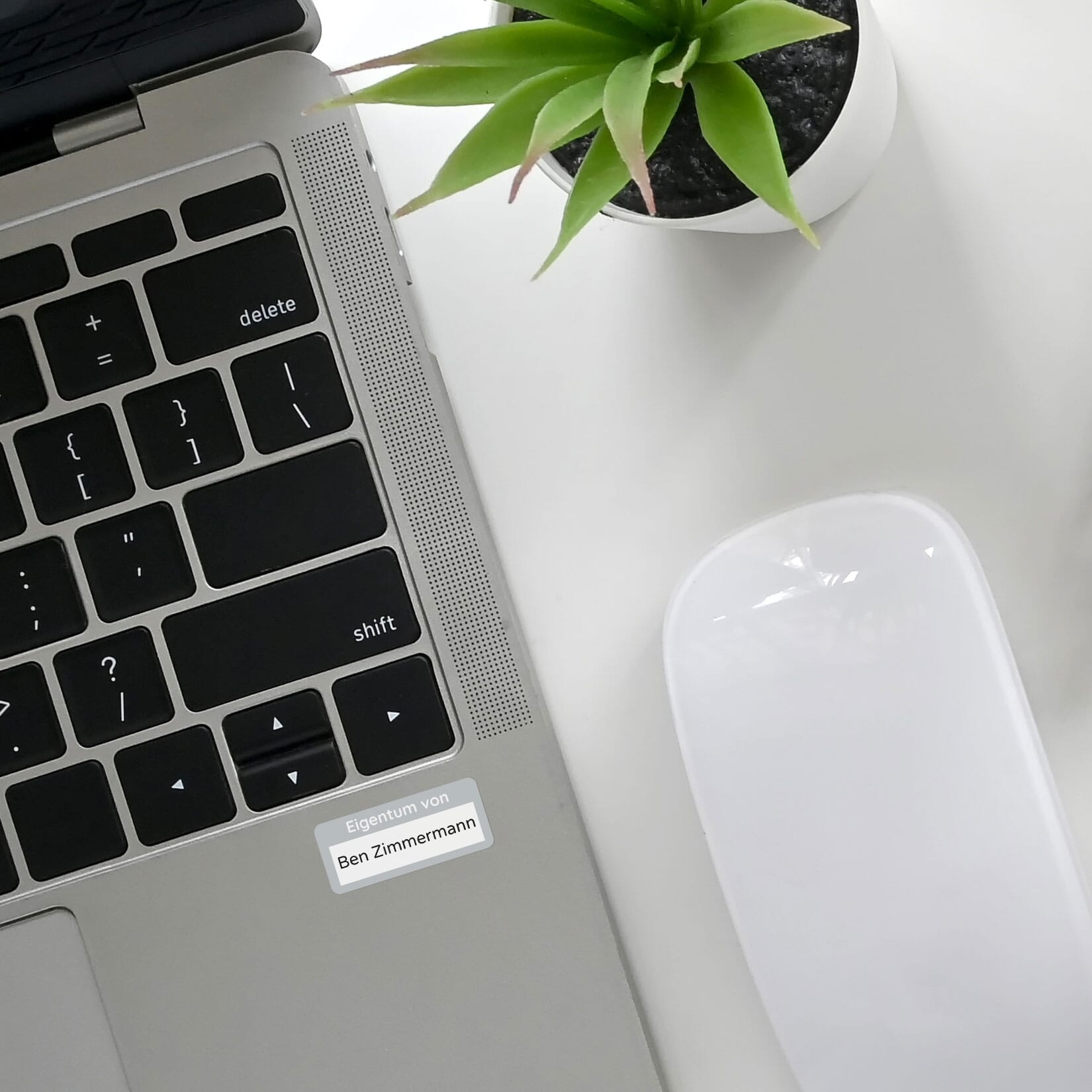 Personalisierte Eigentum-Aufkleber 30x13 mm - stark haftende Etiketten mit Namen / Firmenname - kinder-druckerei.de