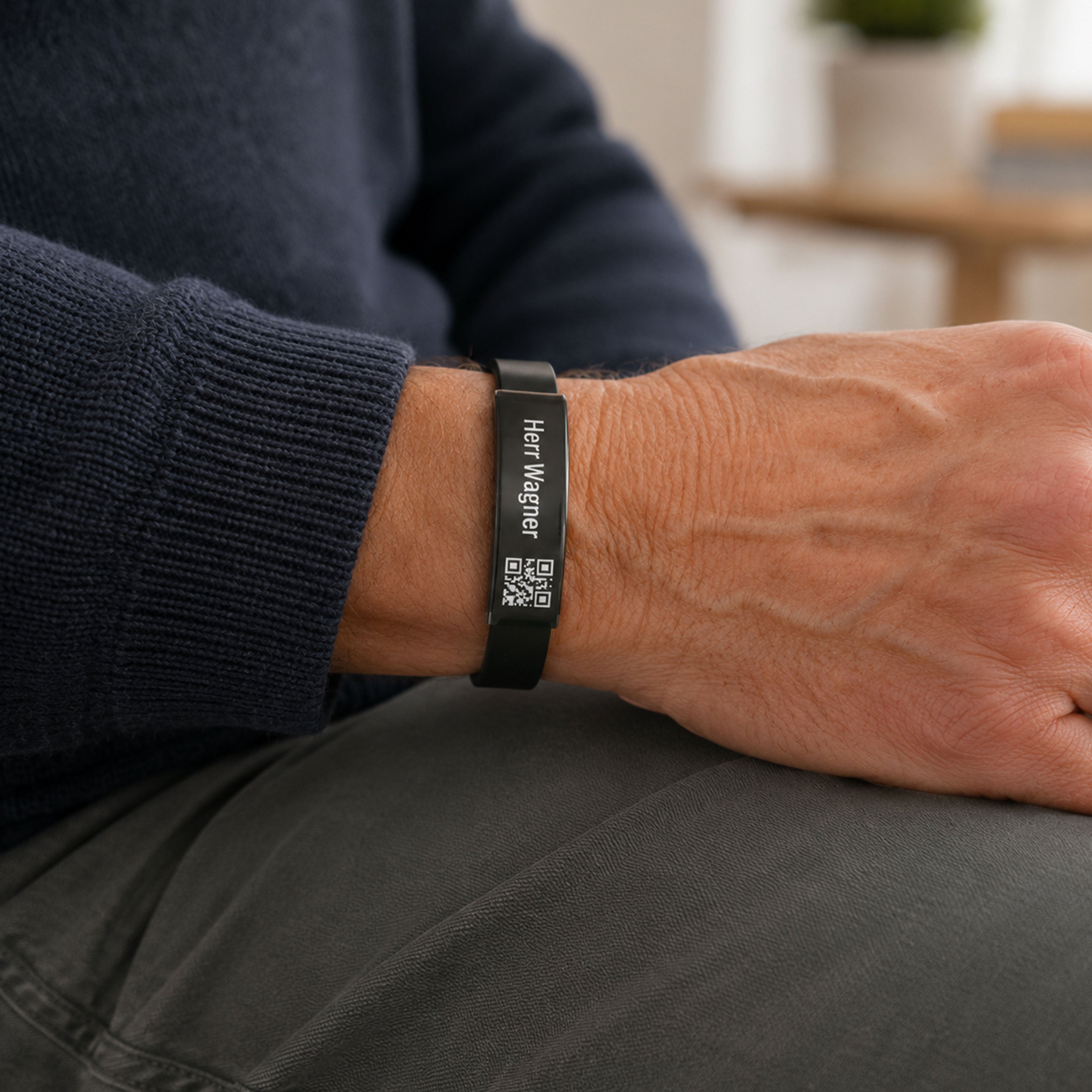 SOS-Armband für Kinder und Senioren mit QR-Code