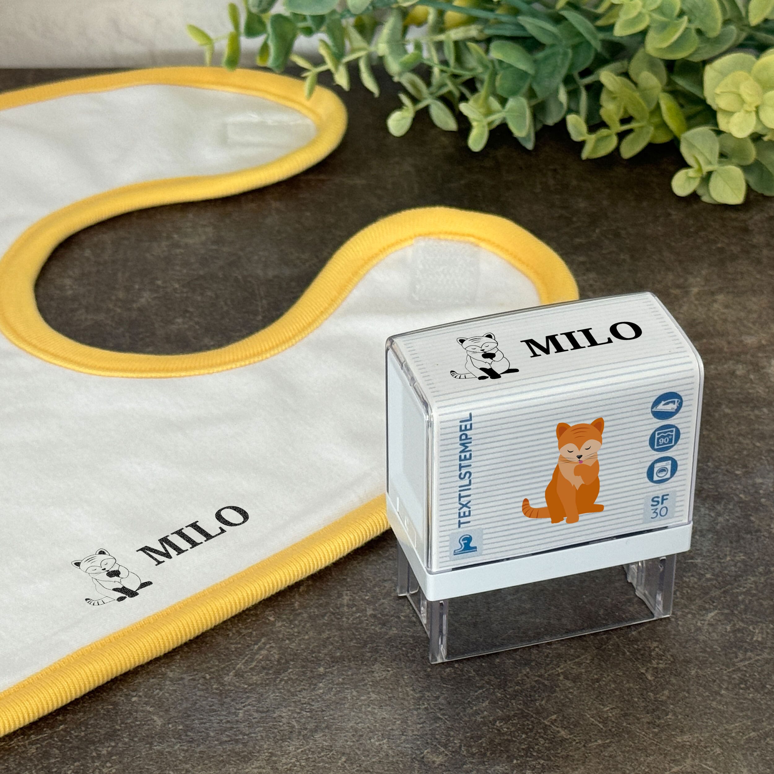 SF30 Textilstempel für Kinder mit Motiv und Personalisierung (47 x 18 mm) - kinder-druckerei.de